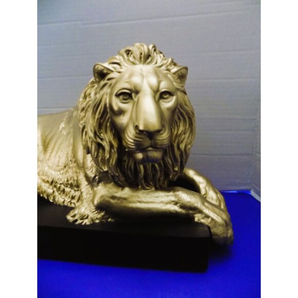 NEW Majestic Lion King Statue Figurine Wild Animal Gold Cat Leo - Picture 9 of 10